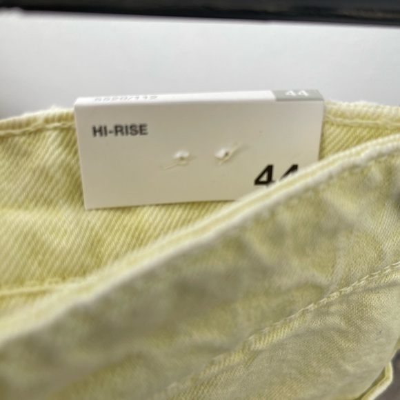 Zara High Waist Yellow Shorts - Picture 5 of 10